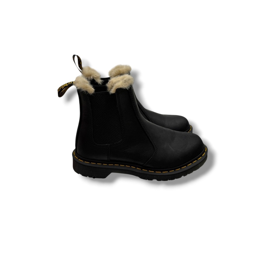 Dr. Martens 2976 Leonore Chelsea Boots Womens‎ 7 Black Faux Fur Lined Leather